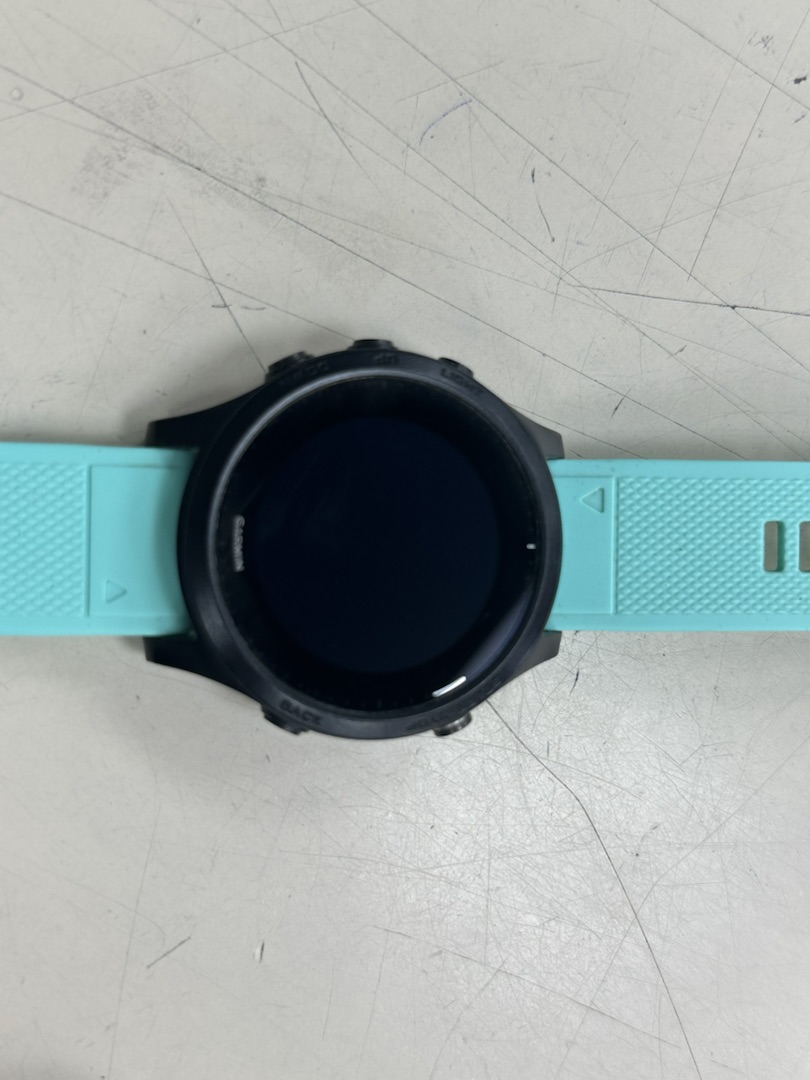 Смарт-часы Garmin Forerunner 745