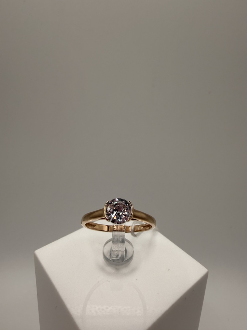 КОЛКМ585 КОЛЬЦО С КАМНЕМ (Au 585)