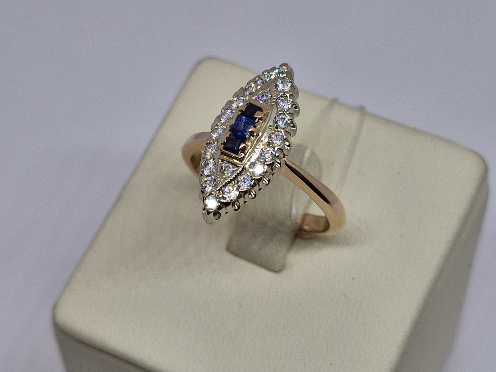 КОЛЬЦО С КАМНЯМИ (Au 585)