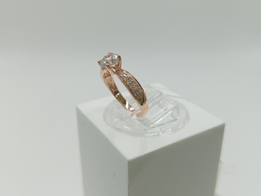 КОЛЬЦО С КАМНЯМИ (Au 585)