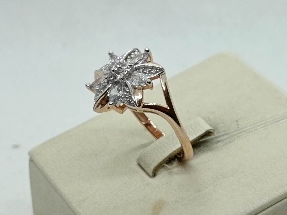 КОЛЬЦО С КАМНЯМИ (Au 585)