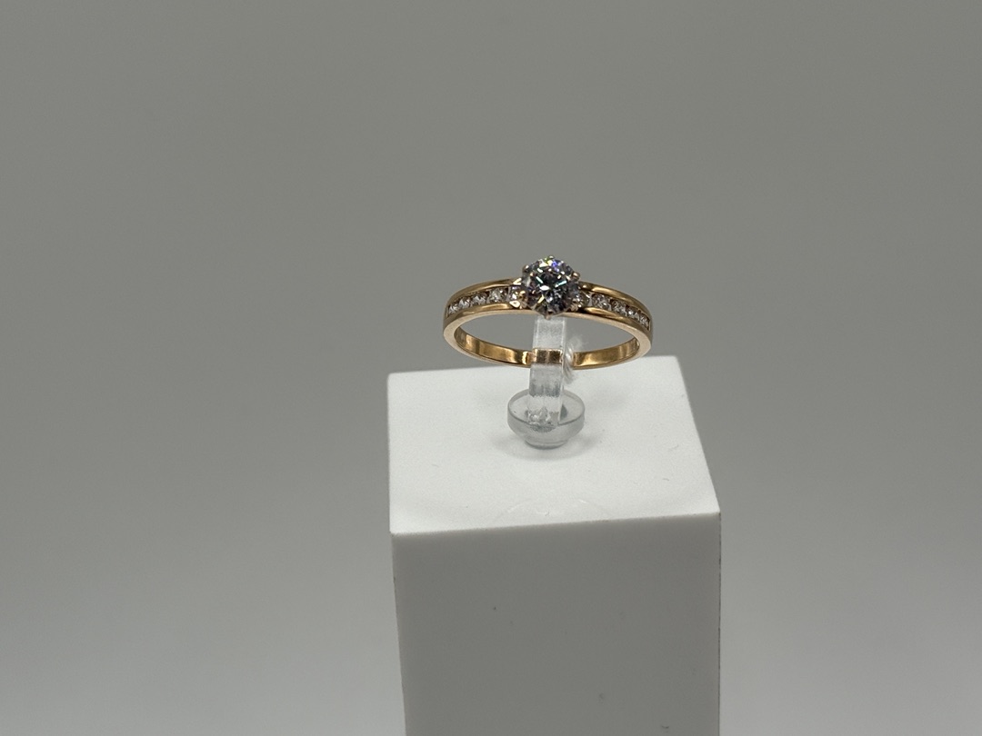 КОЛКМИ585 КОЛЬЦО С КАМНЯМИ (Au 585)