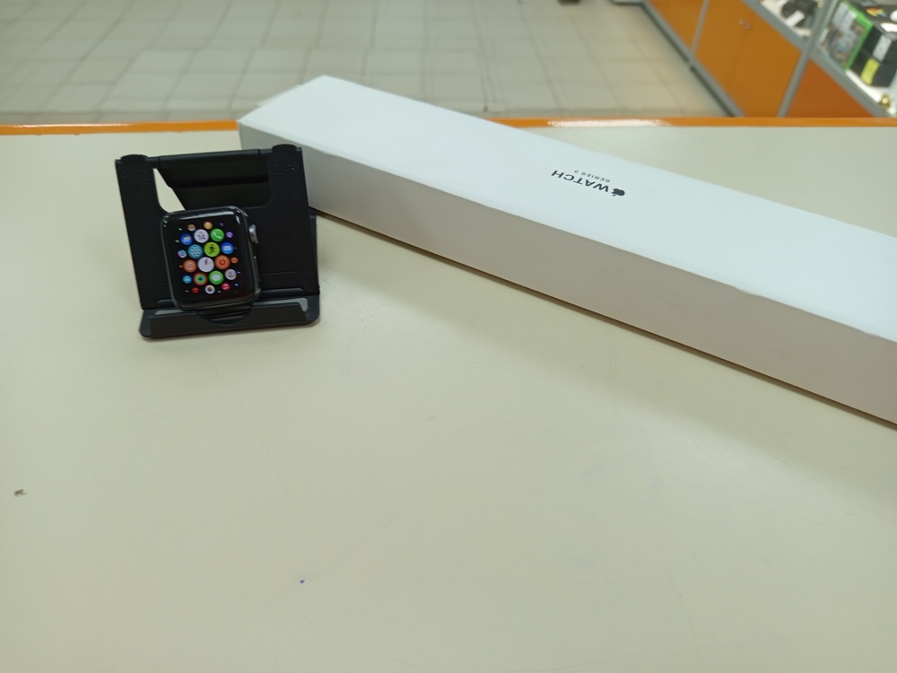 Смарт-часы Apple Watch Series 3 38 мм