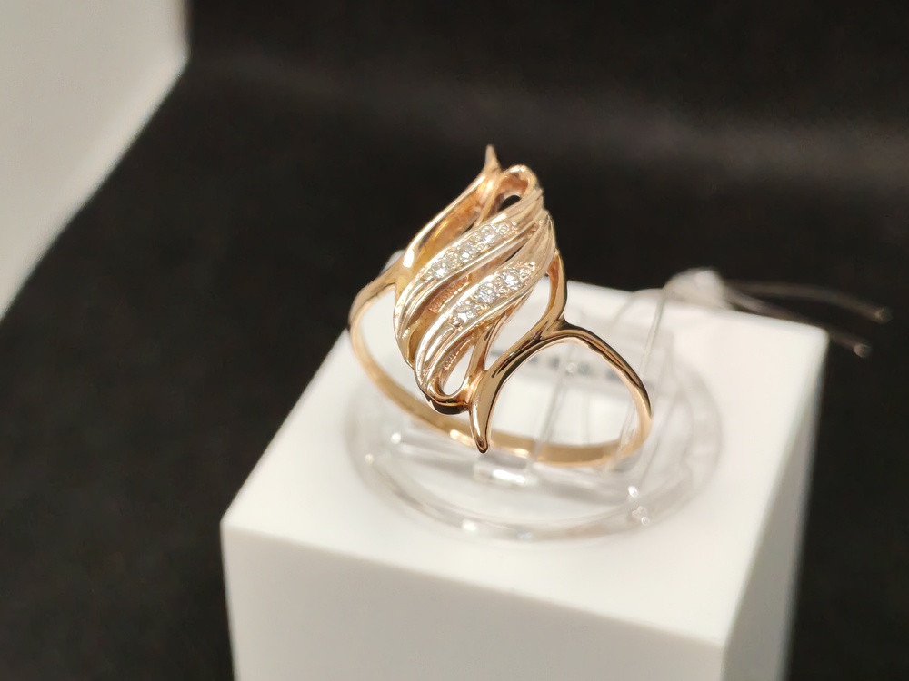 КОЛЬЦО С КАМНЯМИ (Au 585)