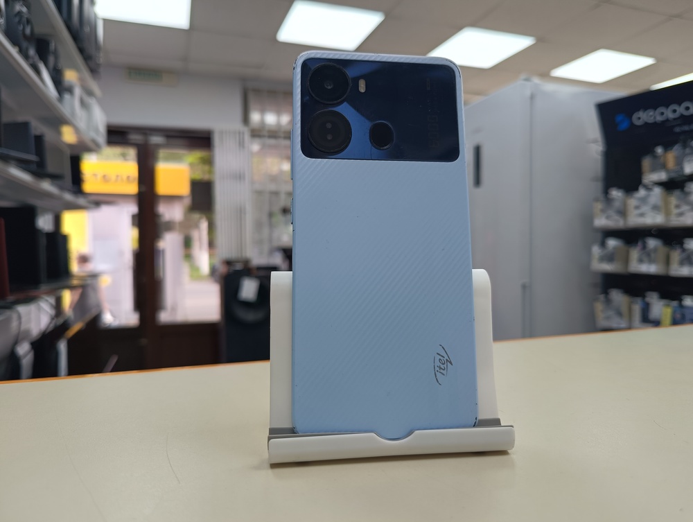 Смартфон Itel P40 4/128