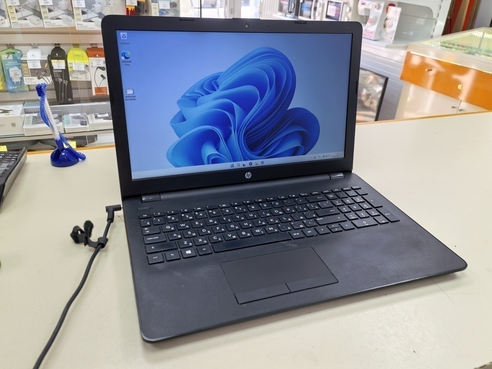 Ноутбук HP 15rb087ur; A9-9420, Radeon R5 series, 4 Гб, Нет