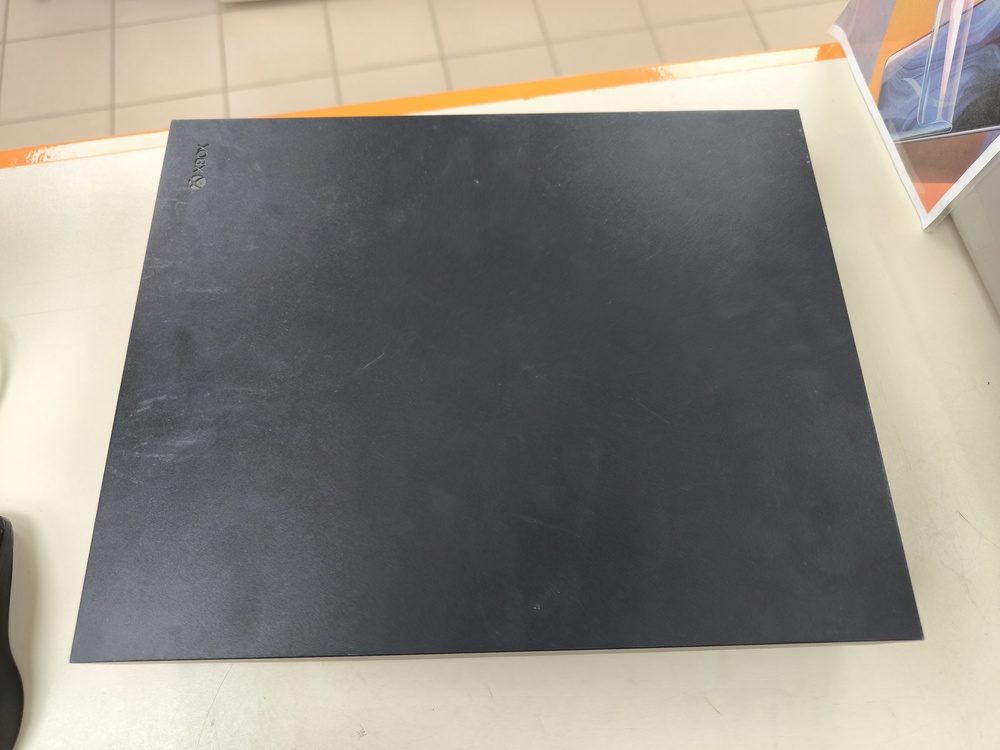 Игровая приставка Xbox One X 500Gb