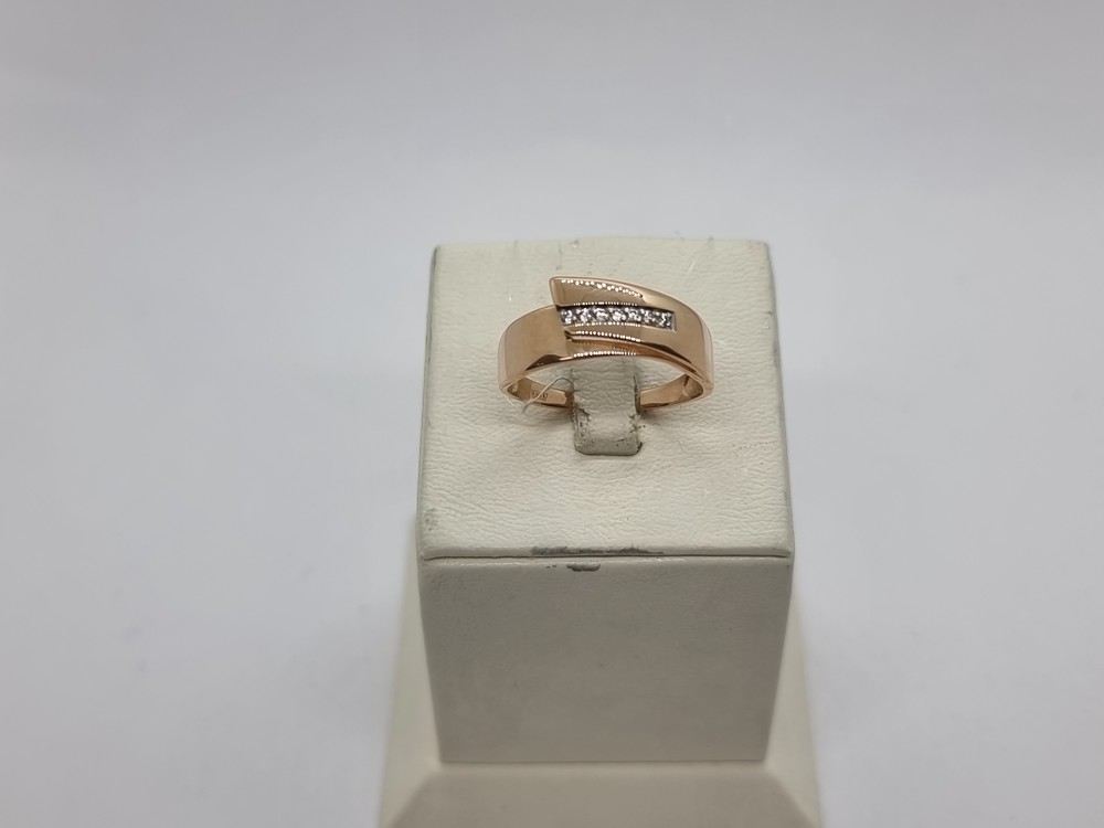 КОЛЬЦО С КАМНЯМИ (Au 585)