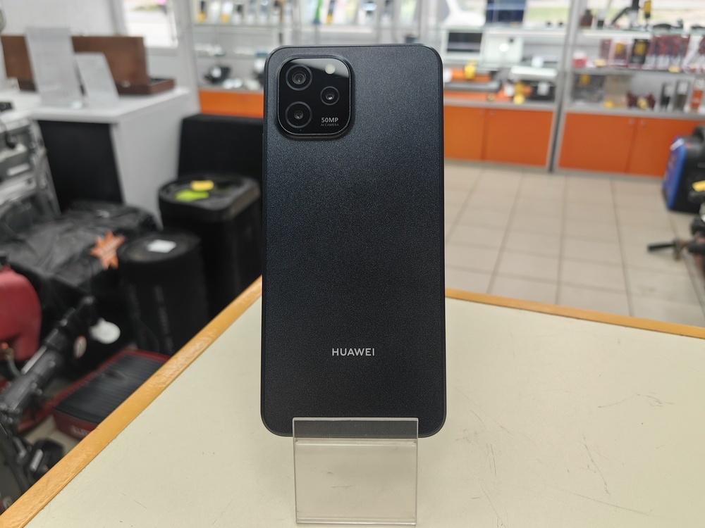 Смартфон Huawei Nova Y61 4/128