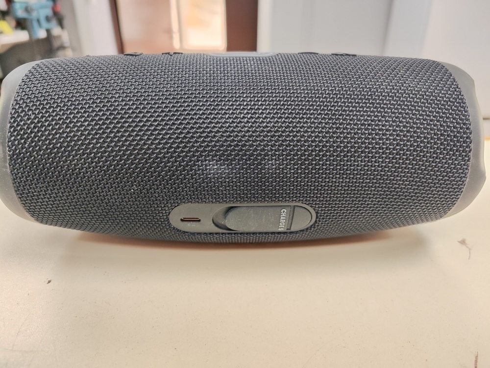 Портативная акустика JBL Charge 5