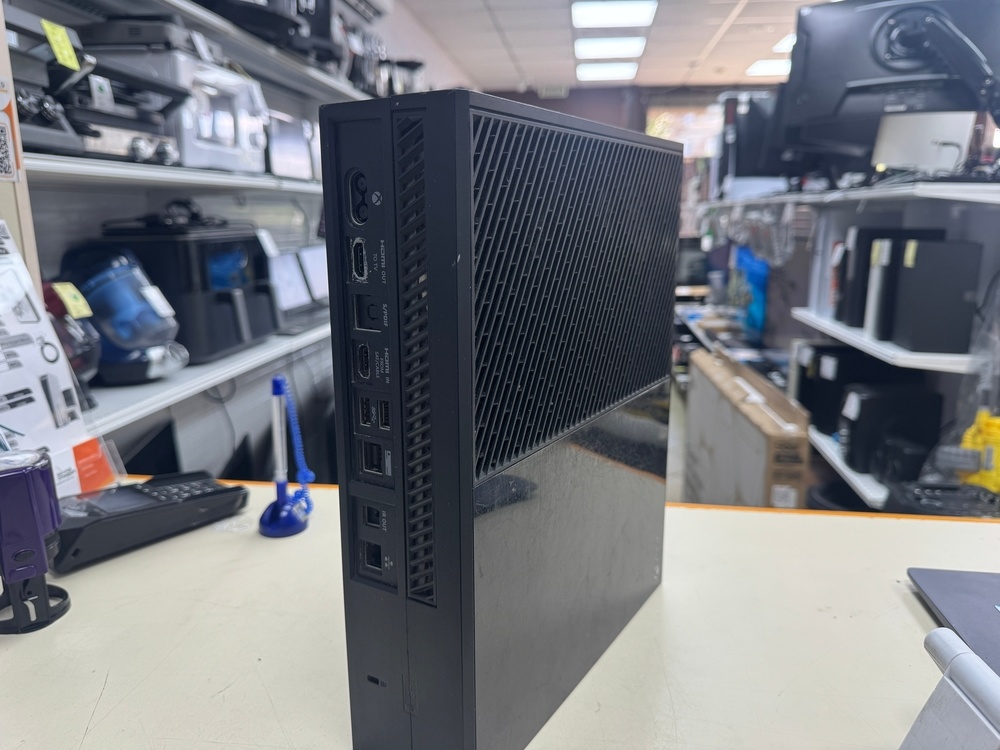 Игровая приставка Xbox One 500Gb