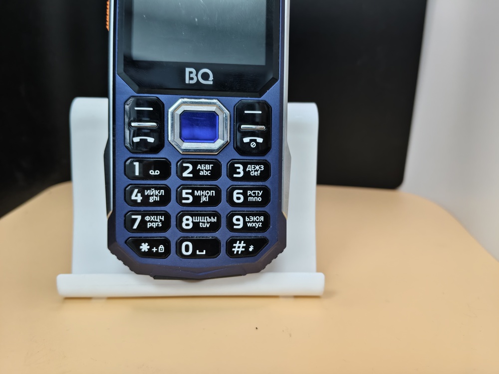 Мобильный телефон BQ Tank Quattro