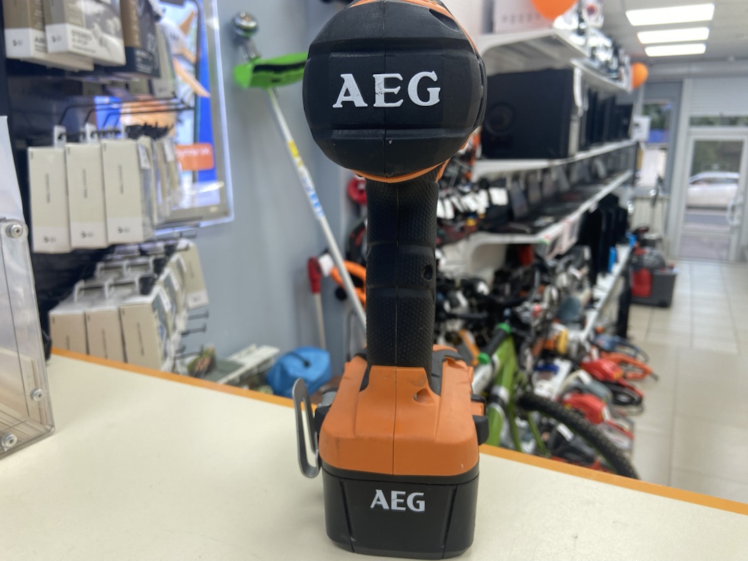 Гайковерт AEG BSS 18C