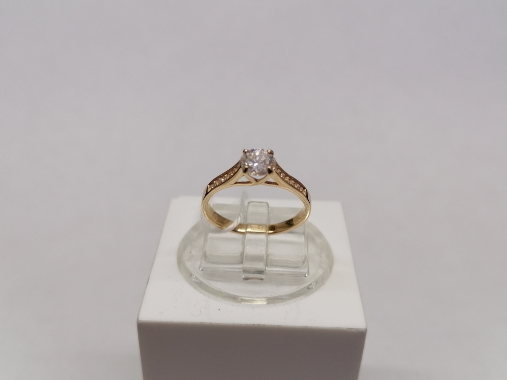 КОЛЬЦО С КАМНЯМИ (Au 585)