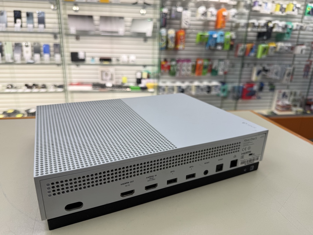Игровая приставка Xbox One 500Gb