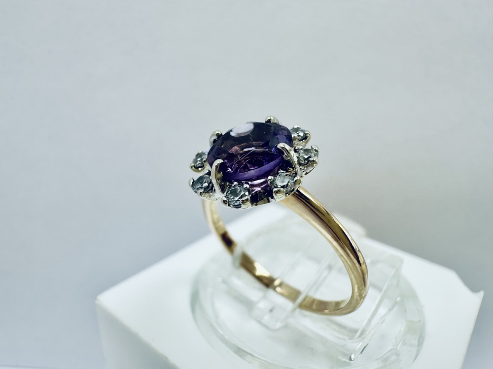 КОЛЬЦО С КАМНЯМИ (Au 585)