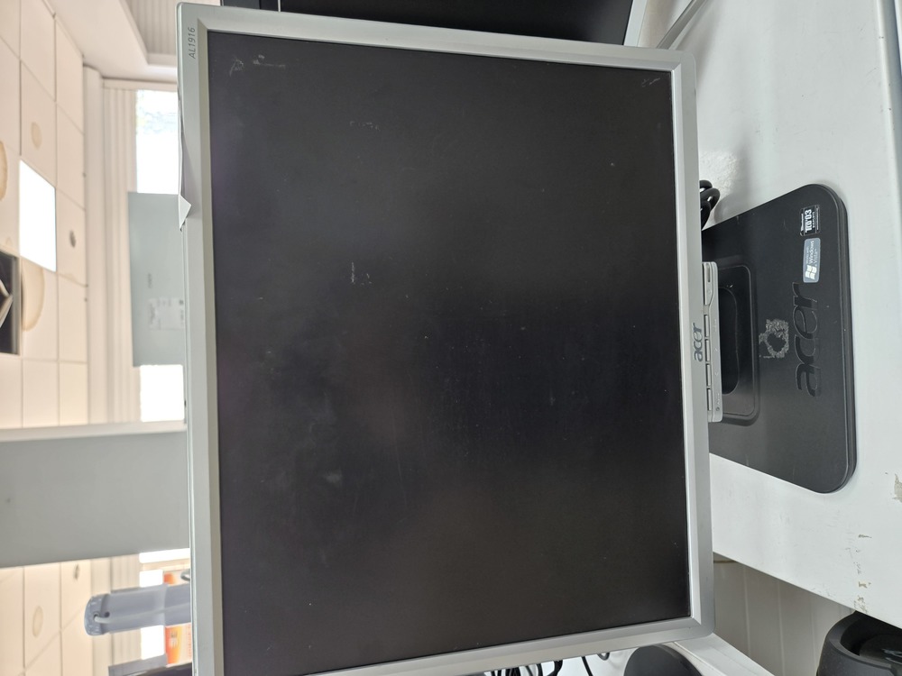 Монитор Acer AL1916