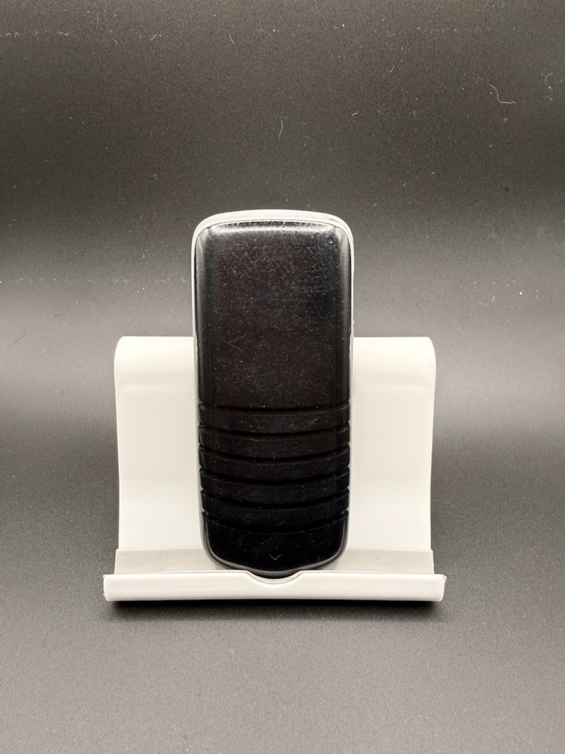 Мобильный телефон Samsung E1080