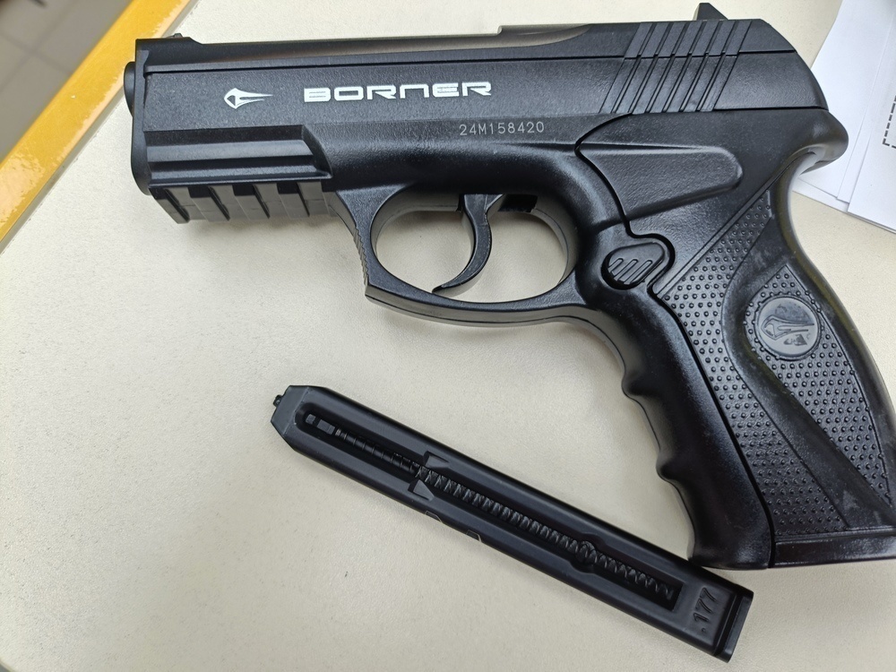 Пневматика Пистолет Borner C 11