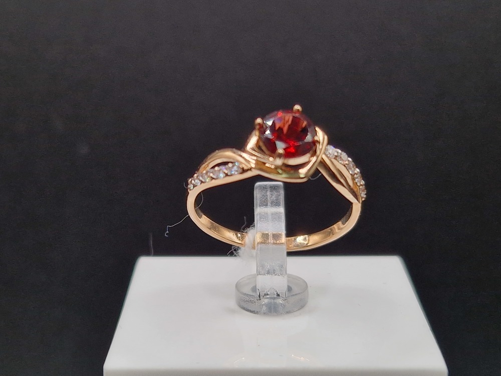 КОЛКМИ585 КОЛЬЦО С КАМНЯМИ (Au 585)