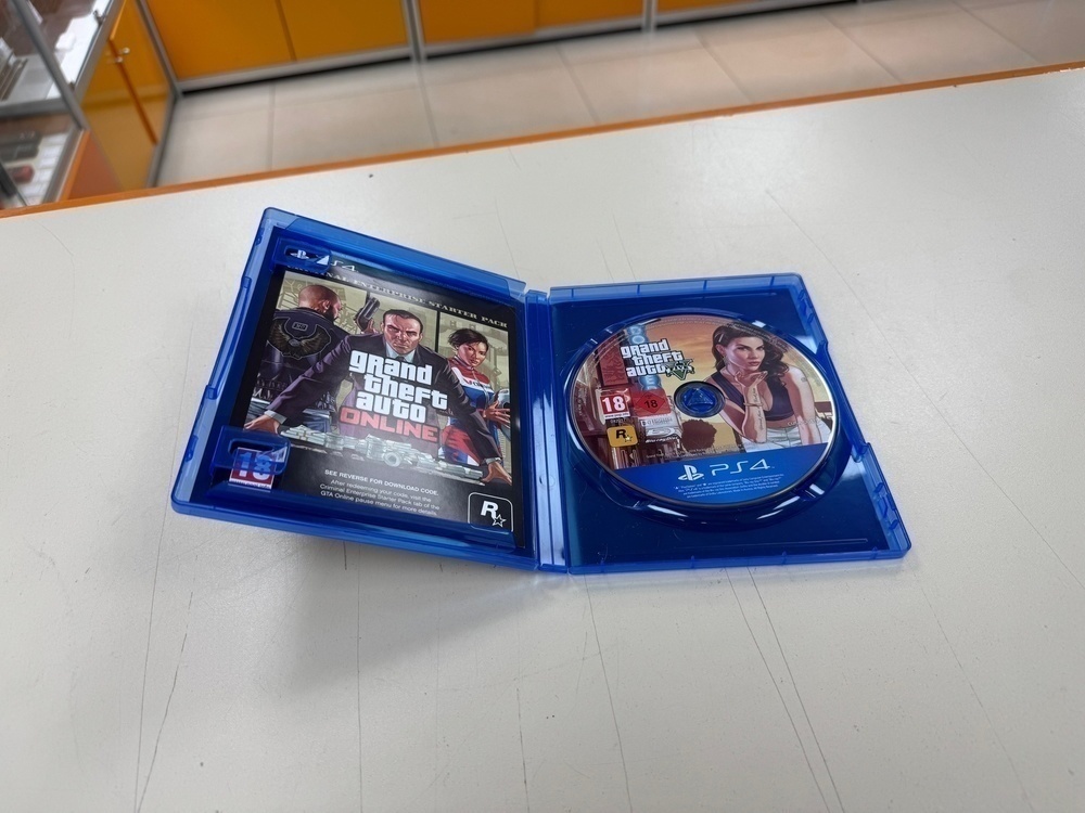 Игра Playstation 4 GTA 5