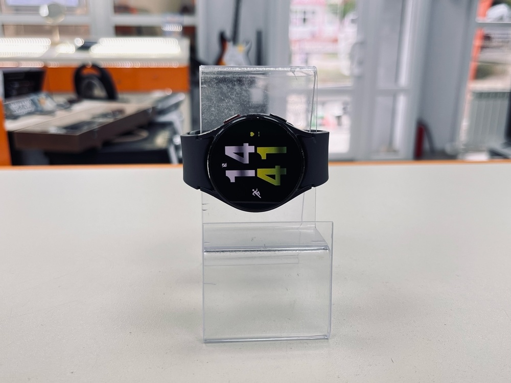 Смарт-часы Samsung Galaxy Watch 5 44mm