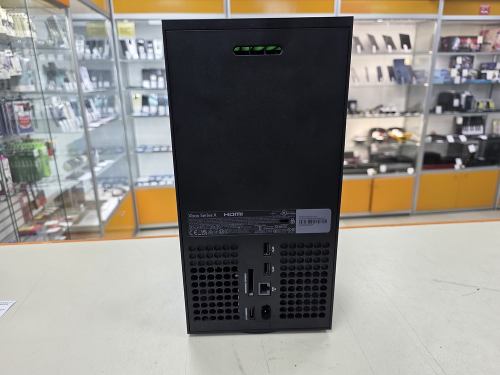 Игровая приставка Xbox Series X 1Tb