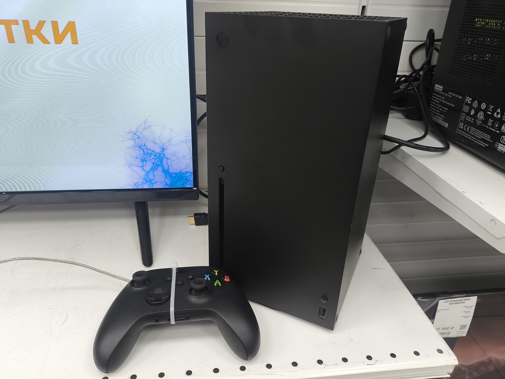 Игровая приставка Xbox Series X 1Tb