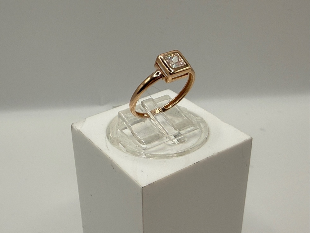 КОЛЬЦО С КАМНЕМ (Au 585)