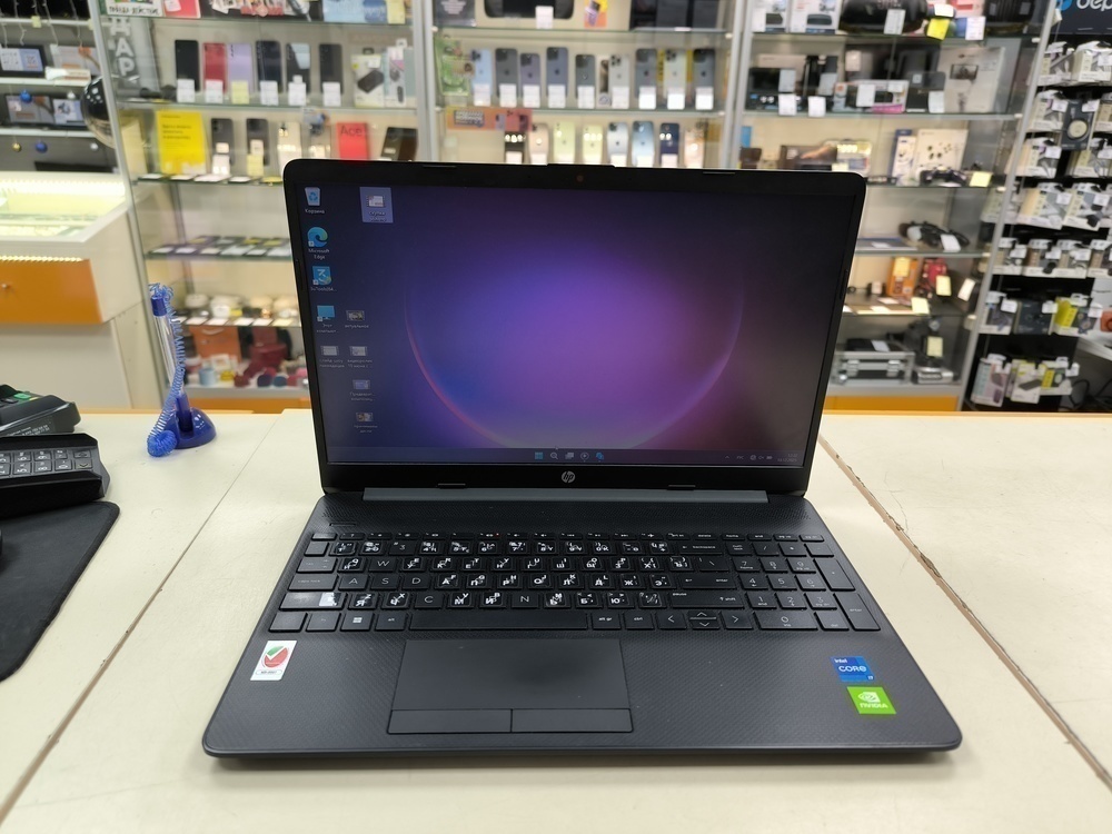 Ноутбук HP 15-dw3170nia; i7-1165G7, GeForce MX450, 8 Гб, 512 GB, Нет