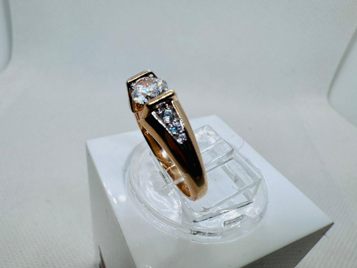 КОЛЬЦО С КАМНЯМИ (Au 585)