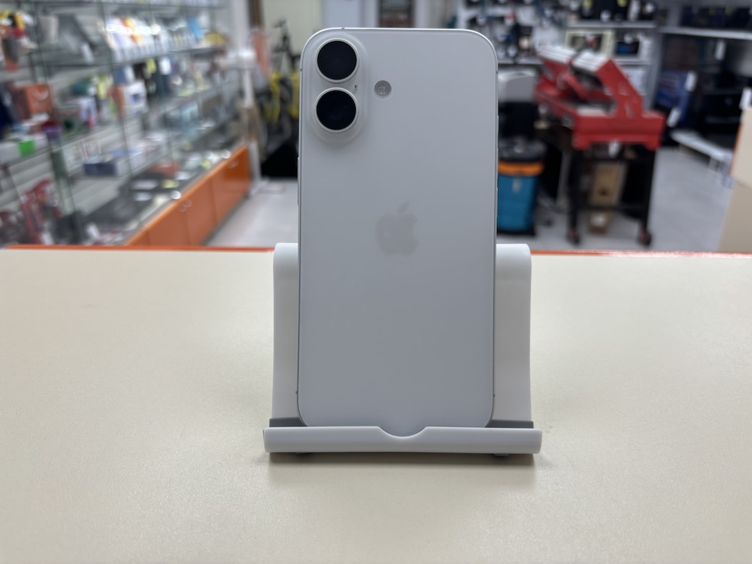 Смартфон Apple Iphone 16 128Gb