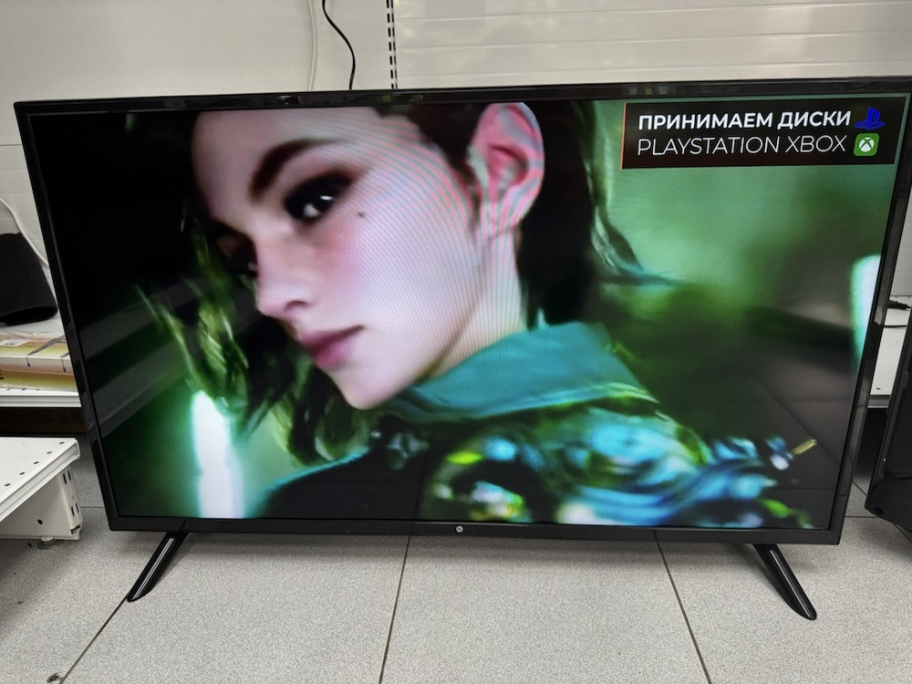 LED Телевизор HI VHIX-40F152MSY