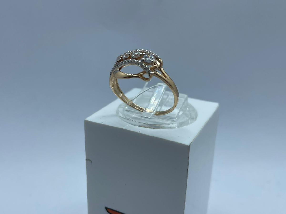 КОЛЬЦО С КАМНЯМИ (Au 585)