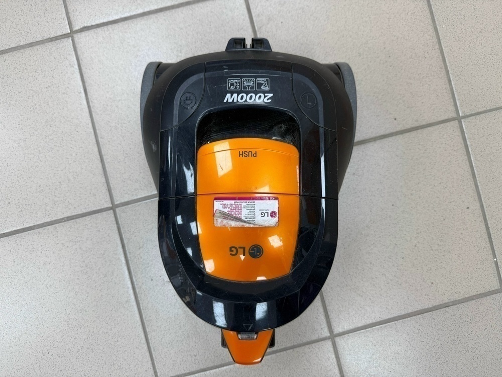 Пылесос LG VC33100NND