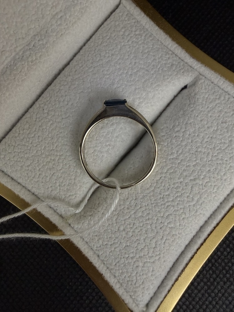 КОЛКМ585 КОЛЬЦО С КАМНЕМ (Au 585)