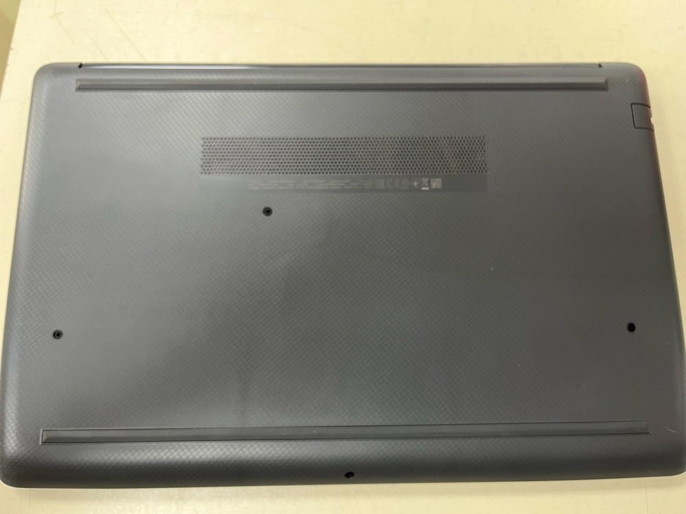 Ноутбук HP 250 G7; Core i3-1005G1, Intel UHD Graphics G1, 8 Гб, 120 Гб, 1 Tb