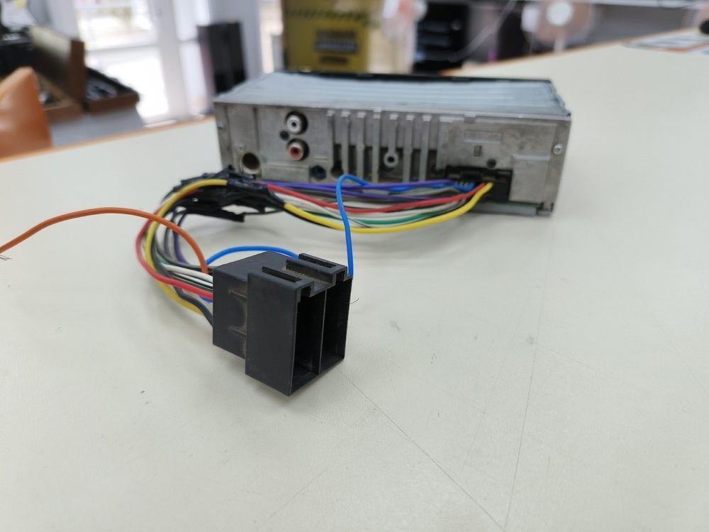 Автомагнитола SONY DSX-A210UI
