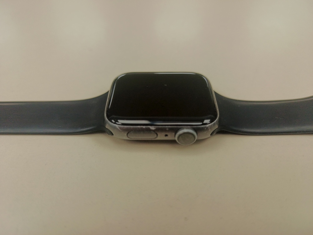 Смарт-часы Apple Watch Series 5 44 мм