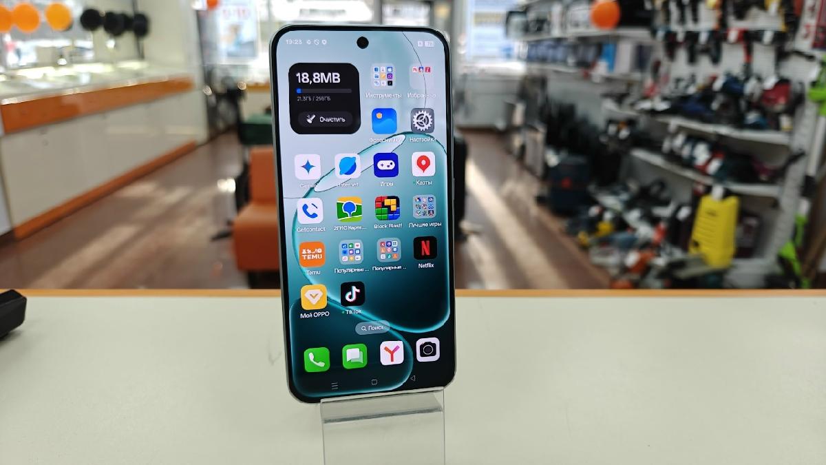 Смартфон Oppo A6 Pro 8/256