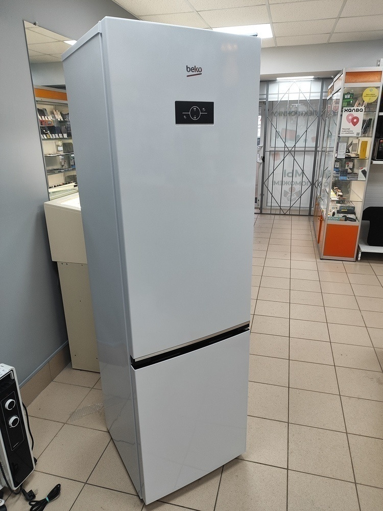 Холодильник Beko B3R0CNK312HW