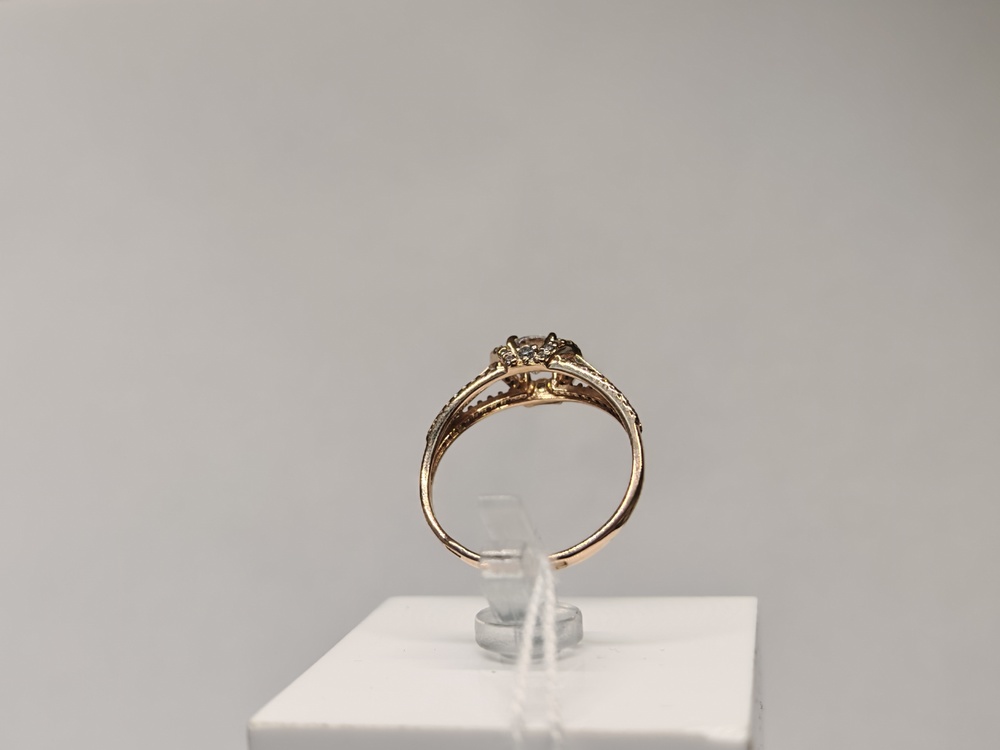 КОЛЬЦО С КАМНЯМИ (Au 585)