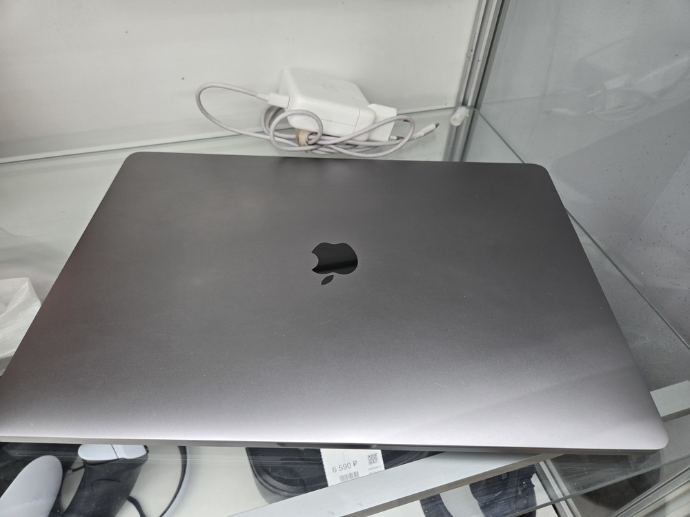 Ноутбук Apple MacBook Pro 15 дюймов A1707 (2017)