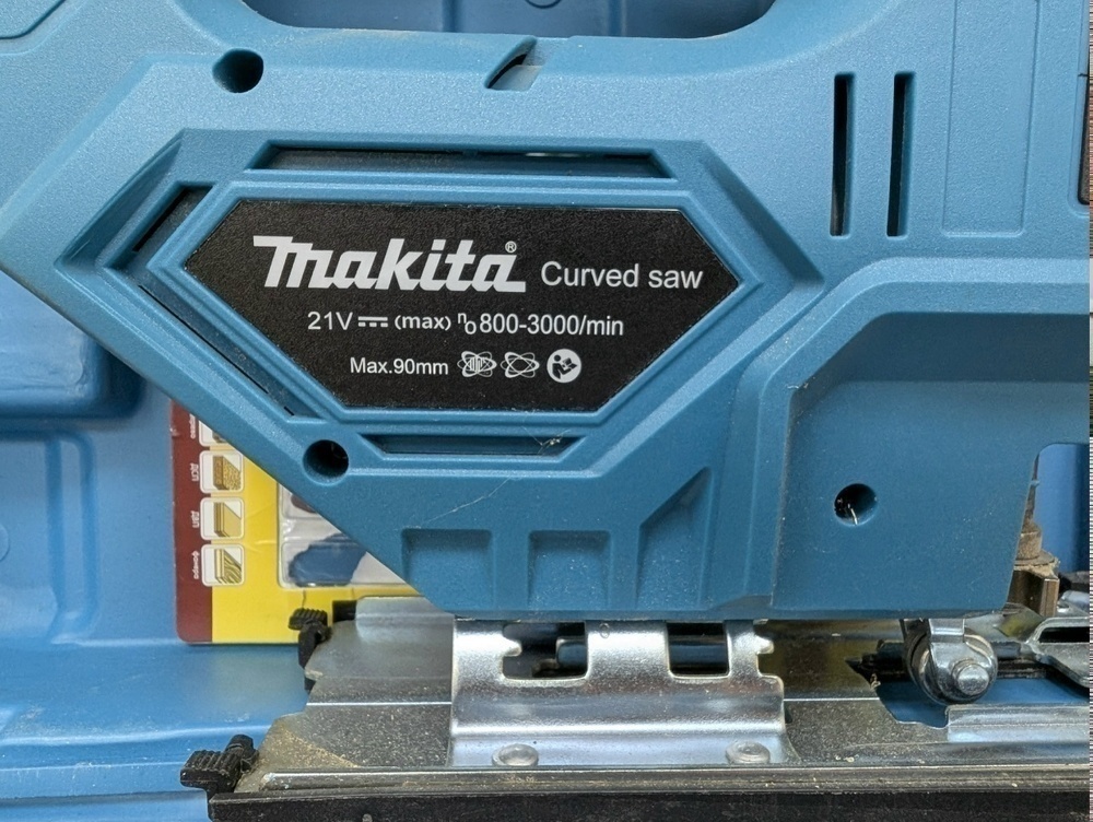 Лобзик Makita 128V