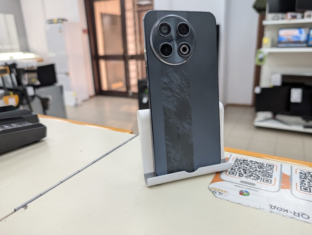 Смартфон Tecno SPARK 30 PRO 8/256