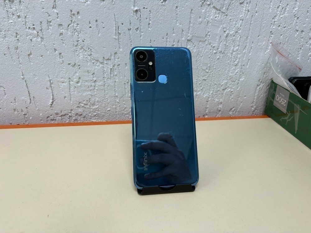 Смартфон Infinix Smart 6 PLUS 2/64