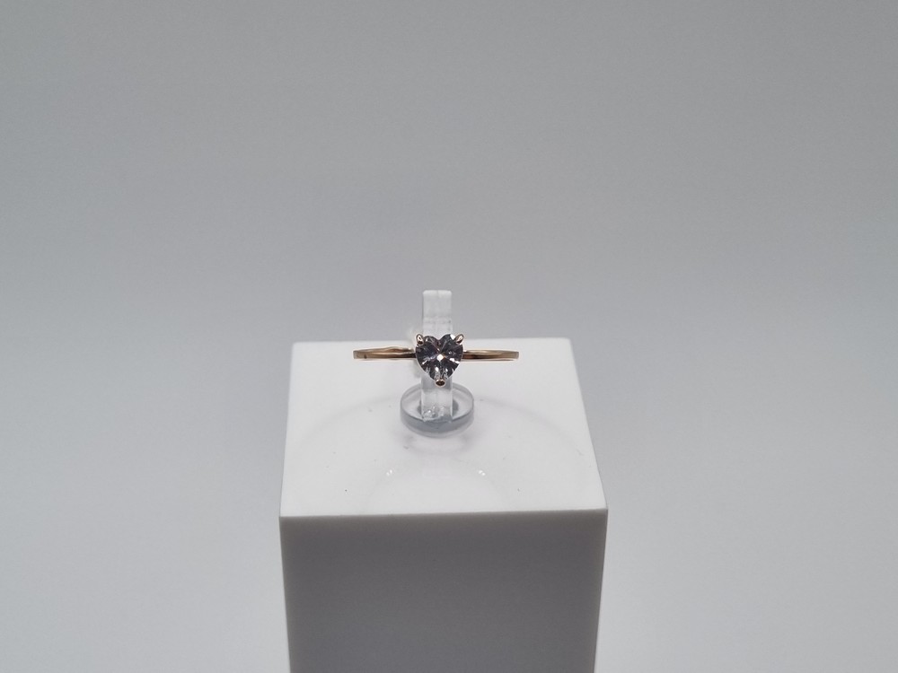 КОЛКМ585 КОЛЬЦО С КАМНЕМ (Au 585)