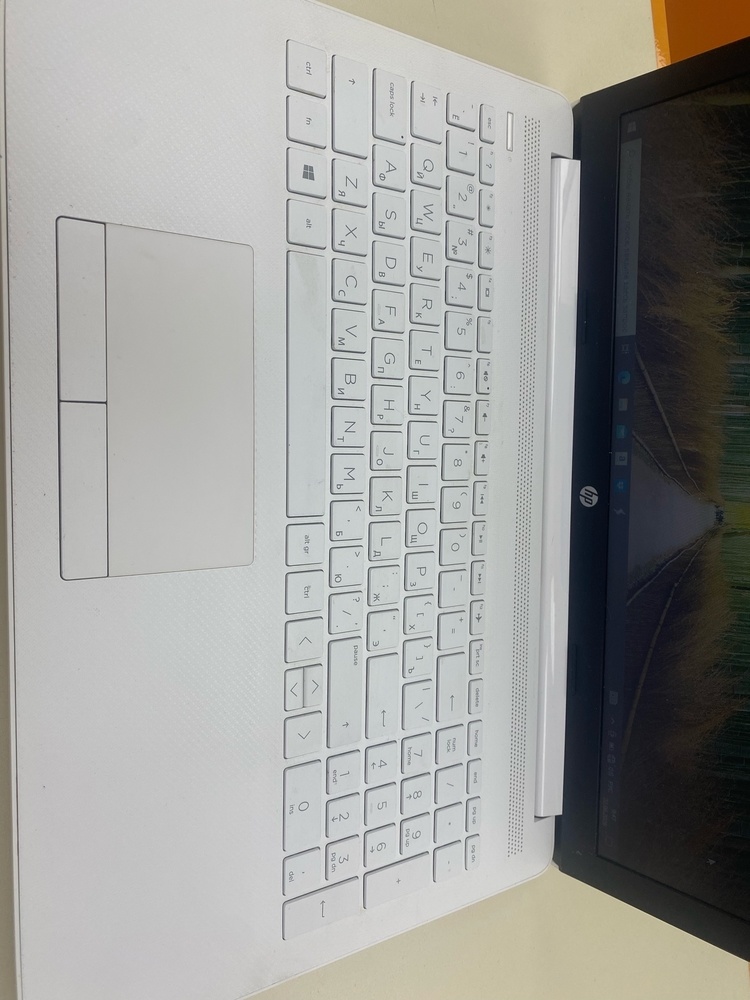 Ноутбук HP; Athlon 300U, Нет, 8 Гб, 480 Гб, Нет