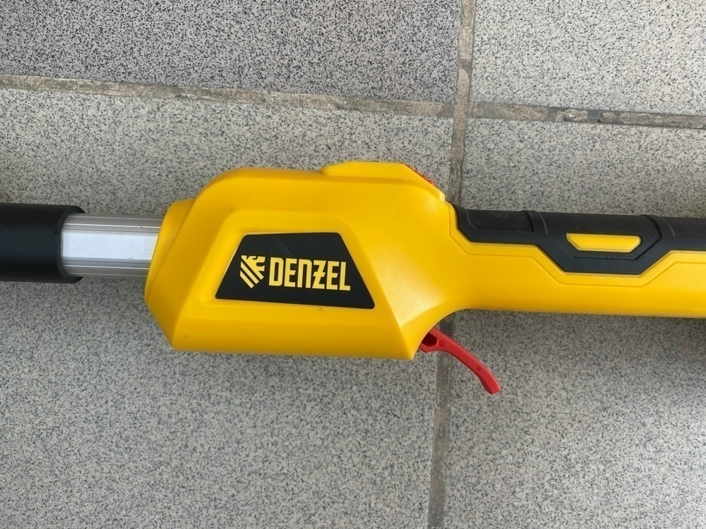 Триммер Denzel RT300-36