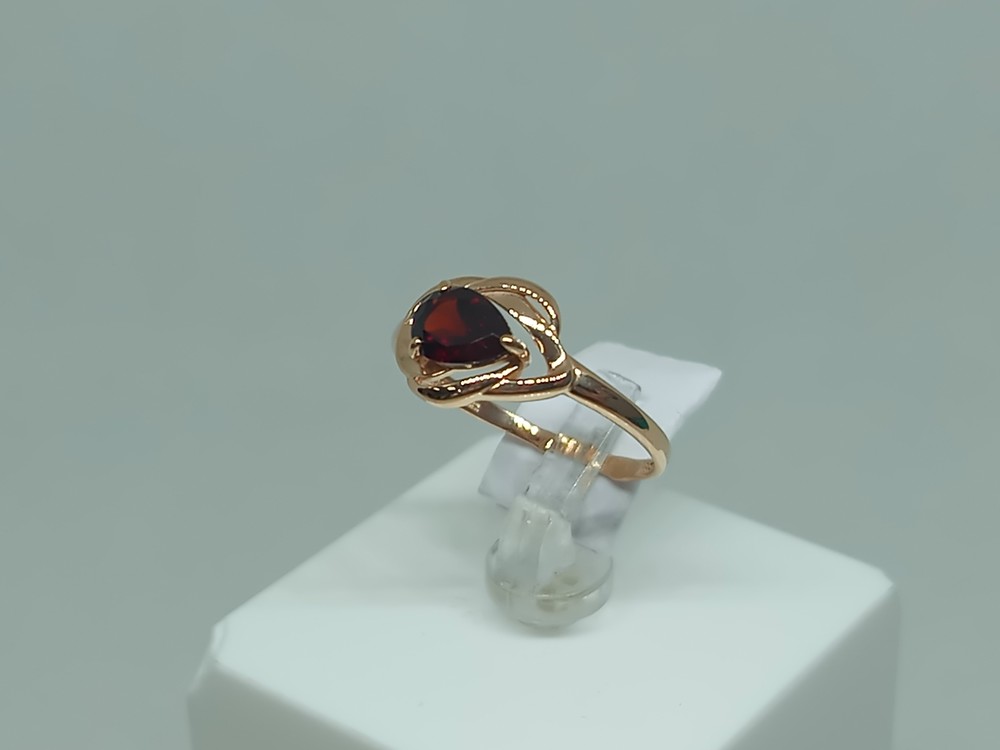 КОЛКМ585 КОЛЬЦО С КАМНЕМ (Au 585)